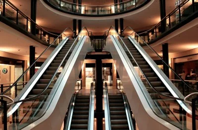 escalator-283448_1920 (1)