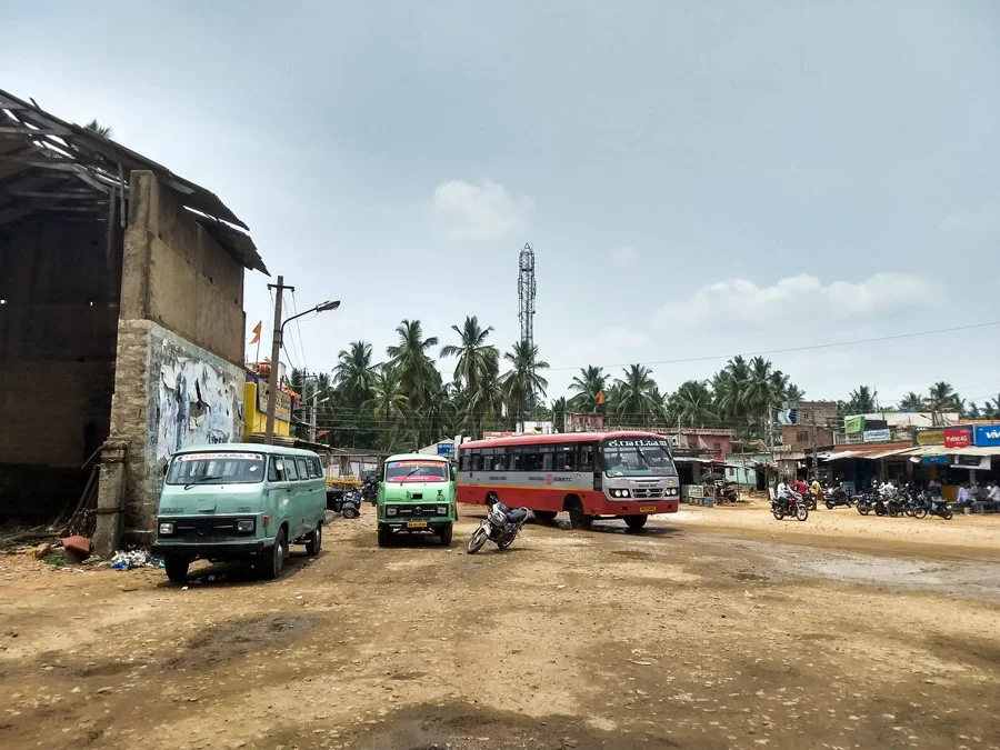 Bannur bus stand