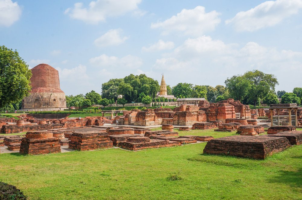 How to plan a trip from Varanasi to Sarnath? -