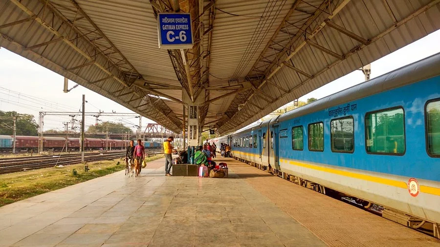 Agra Train station